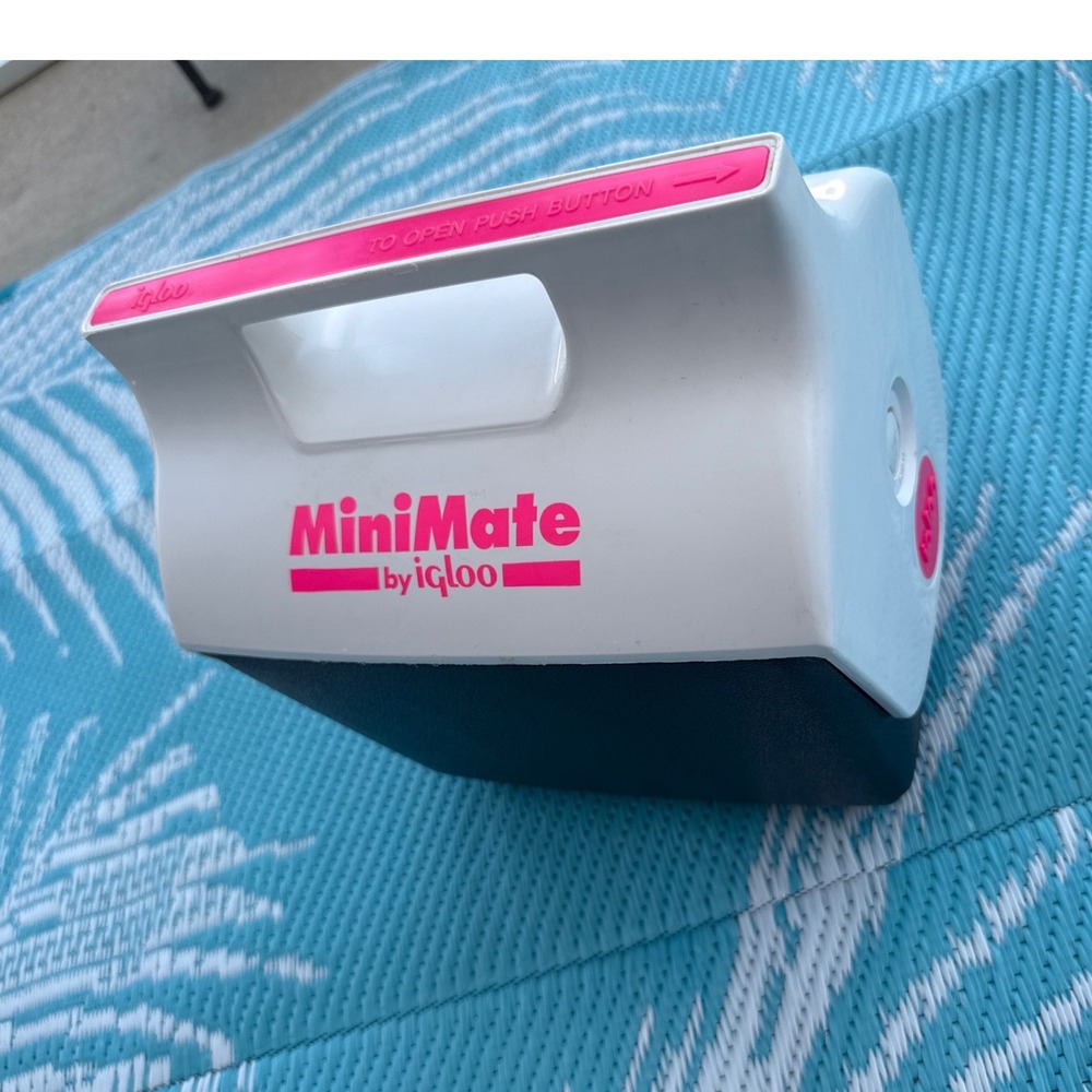 Vintage Igloo MiniMate Cooler 4 Quart Pink Gray Retro Lunch Box Beach Picnic Y2K